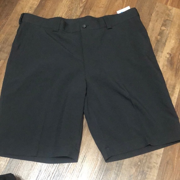 PGA Tour mens shorts - Picture 1 of 7